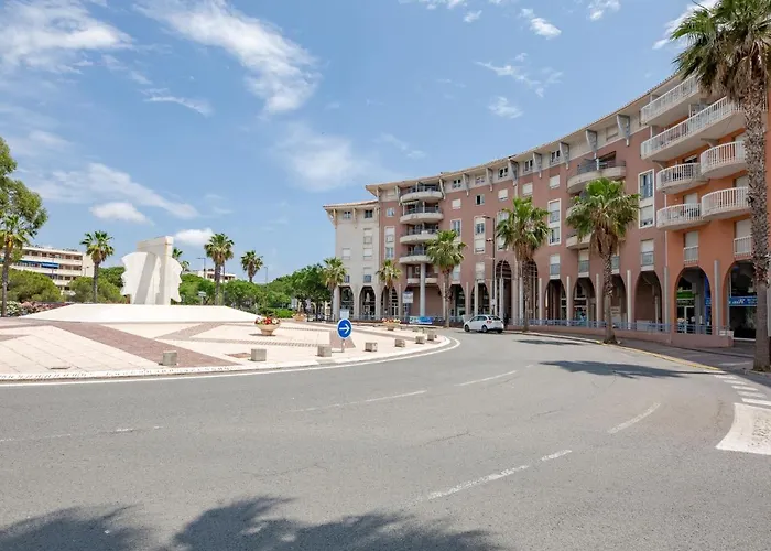 Appartamento Royal Marine-4 By Interhome